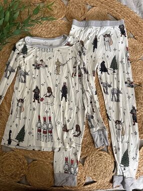 Magical Little Babes Star wars Bamboo Sleep Pajama Set. 5/6
